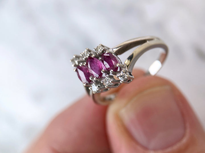 White gold ring with rubies & diamonds: "Pink Wonder"