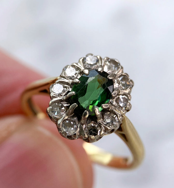 Vintage Diamantring mit 0,6 ct Turmalin 1950er: "Grün der Tannen"