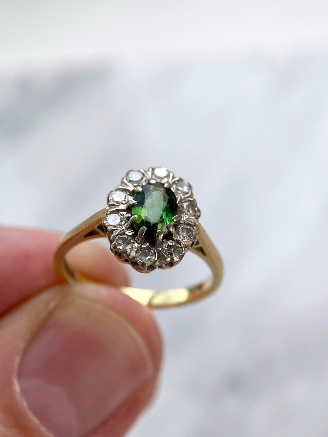 Vintage Diamantring mit 0,6 ct Turmalin 1950er: "Grün der Tannen"