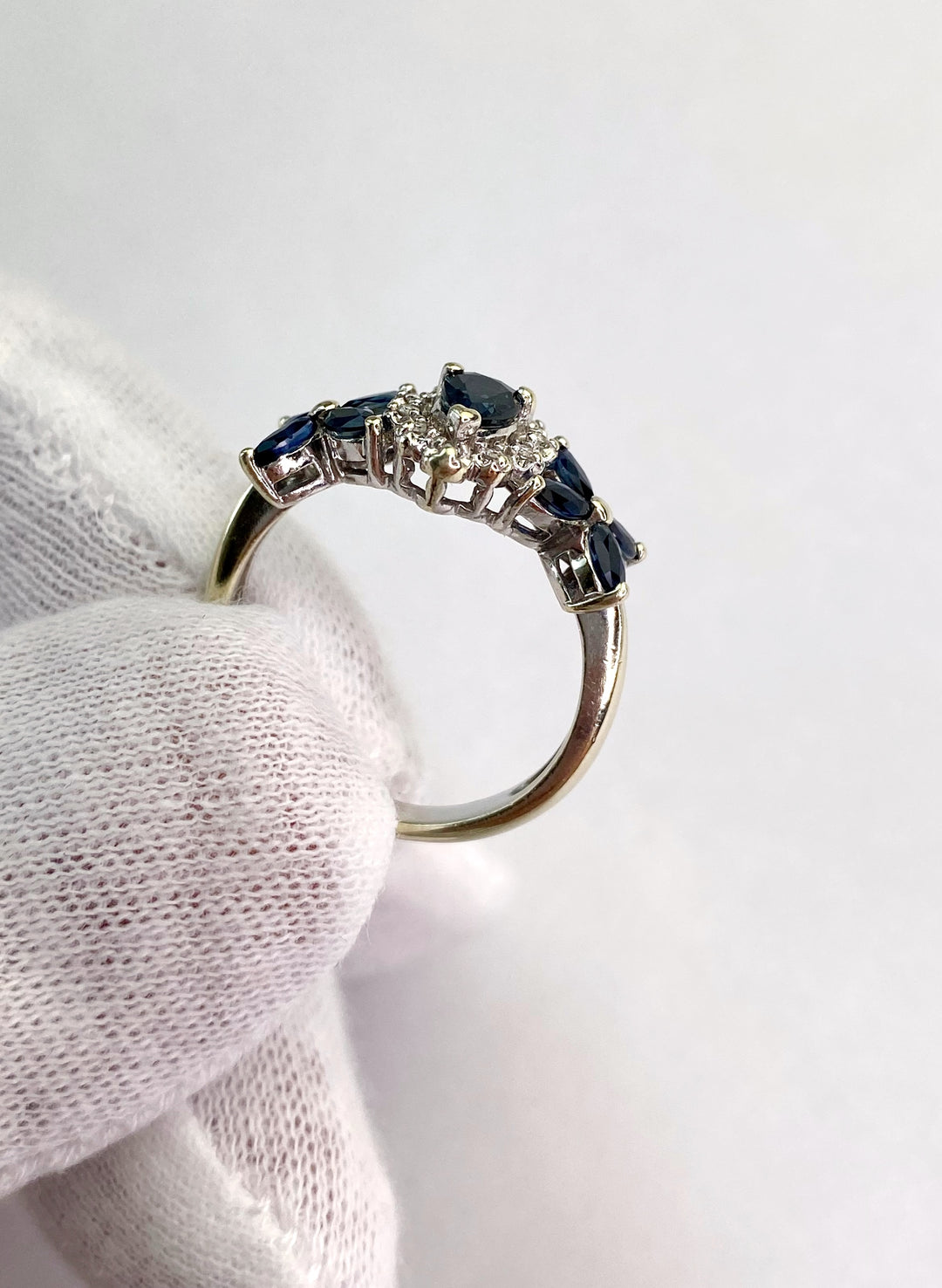 Elegant ring with sapphires: "Winter flower garden"