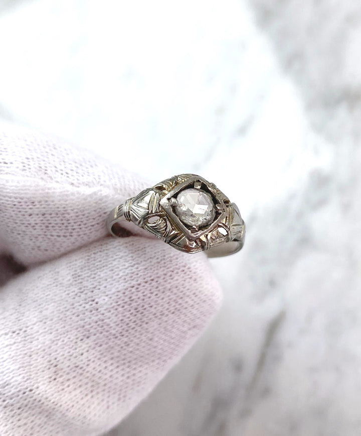 Rosenschliff-Diamantring 0,3 ct: "Verlockende Leidenschaft"