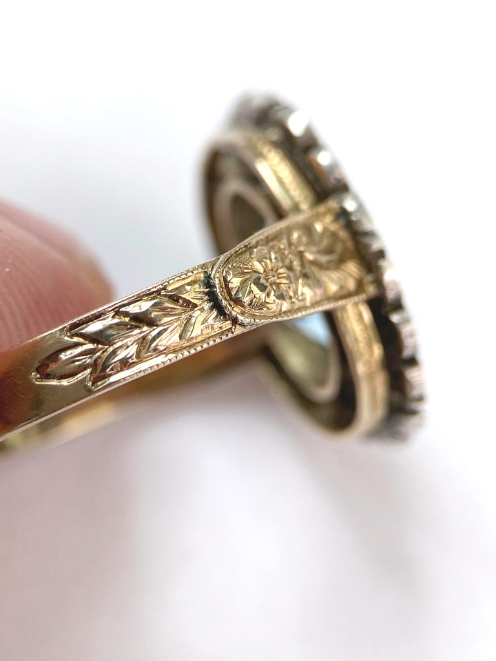 3 carat blue topaz – elegance in yellow gold ring: "Ice Princess"