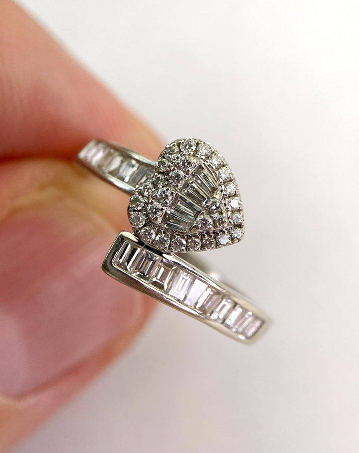 Baguette & brilliant diamond white gold ring: "Cora's Serpens"