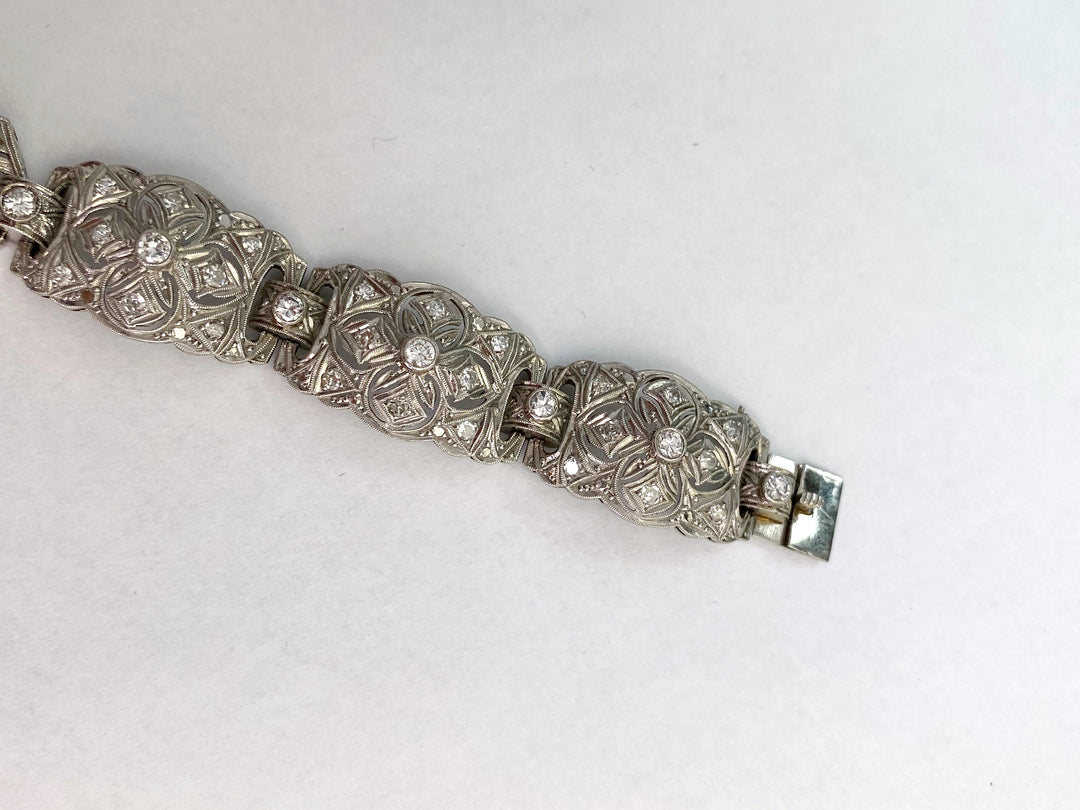 Platinum bracelet with approximately 3.5 ct diamonds: "True Vision"