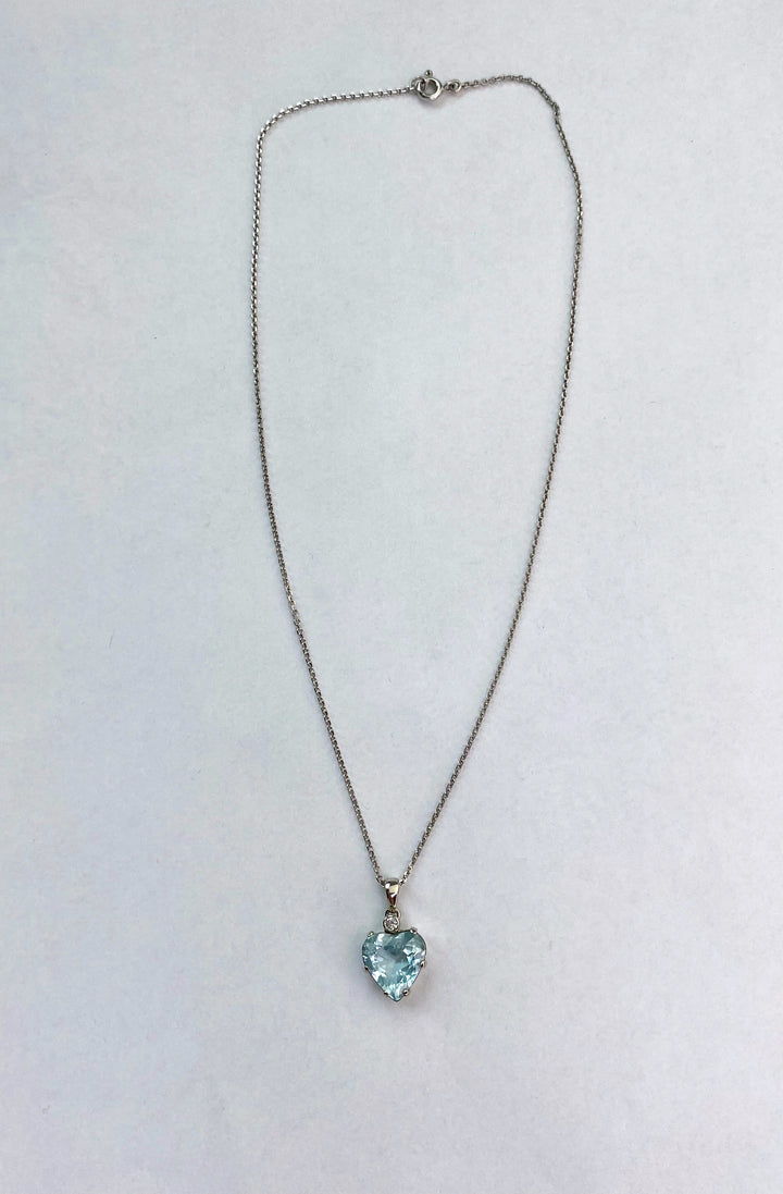Precious 3.65 ct aquamarine heart-shaped pendant with chain: "Ariel's Song"
