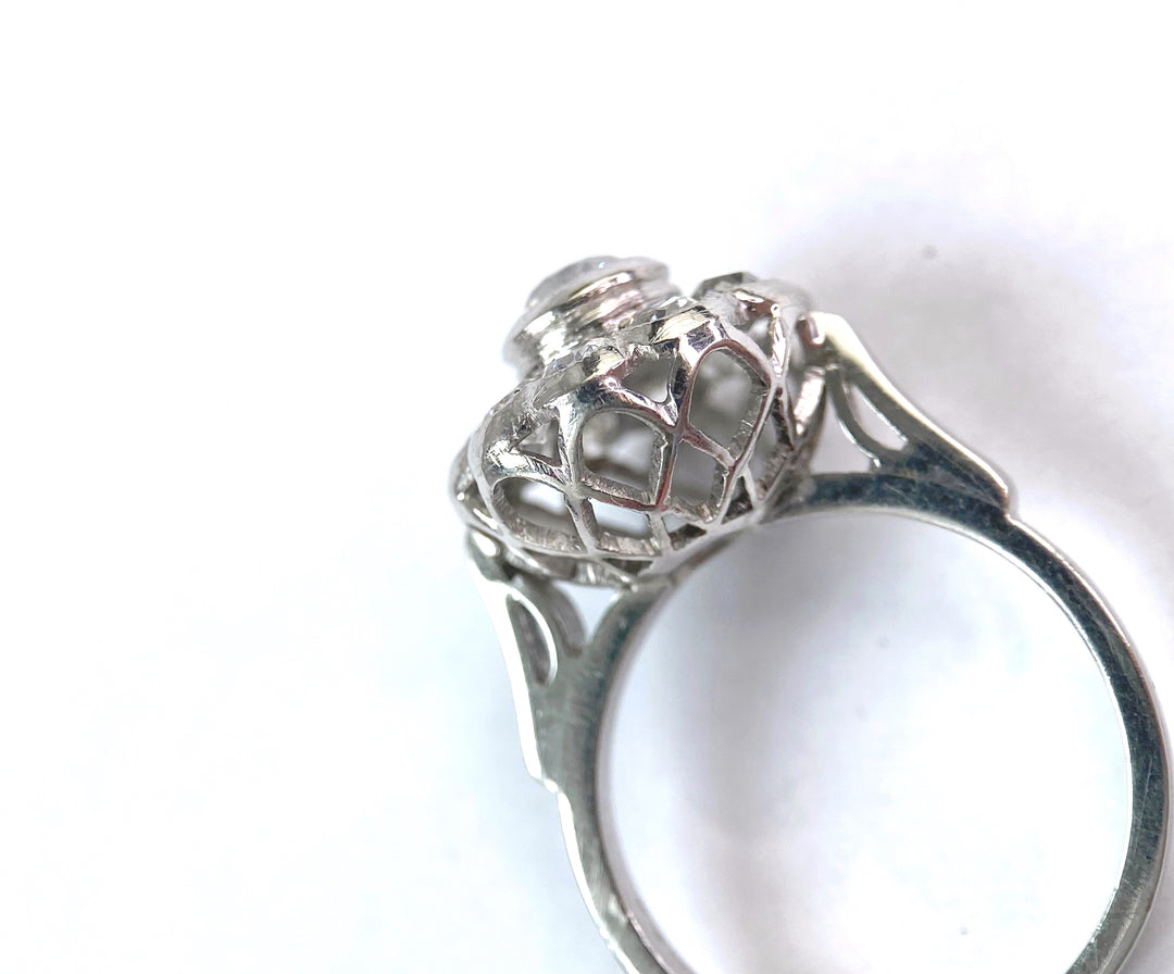 Diamond ring totaling 1.1 ct white gold: "Historic cuts"