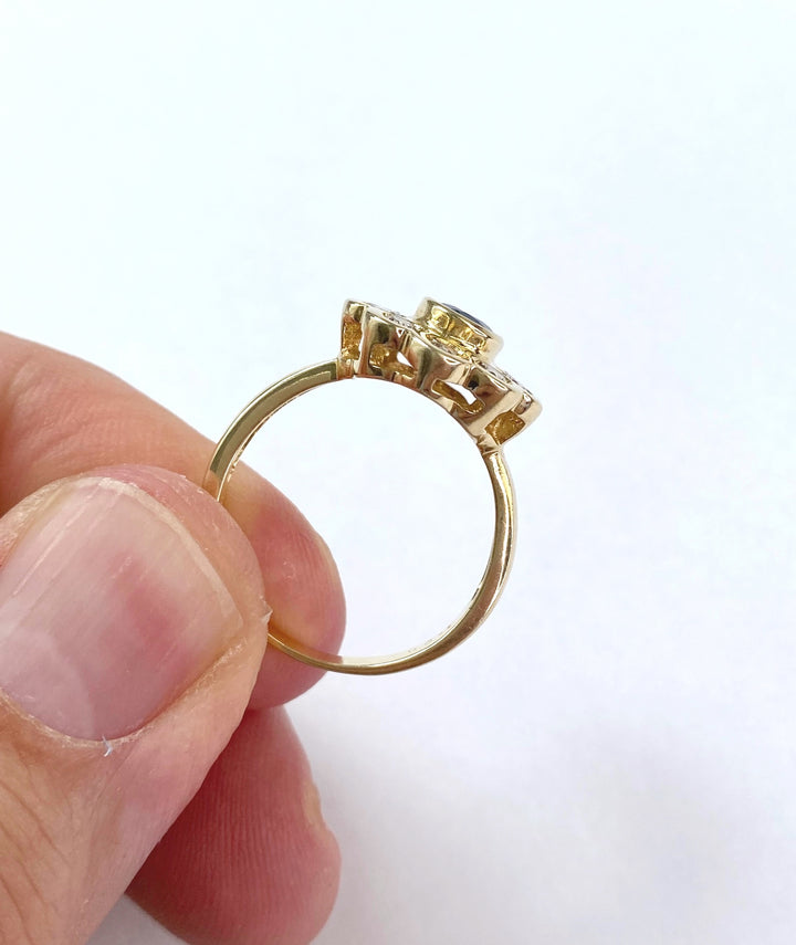 Dark blue 1 ct sapphire diamond ring: "Magnificent Song"